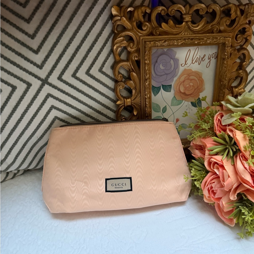 Gucci Beauty Blush Pink Pouch